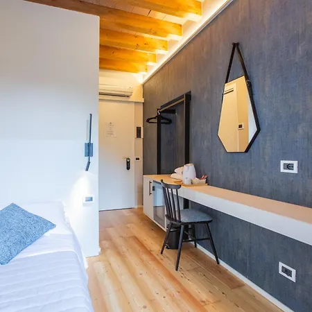 Hotell Del Sole Varenna